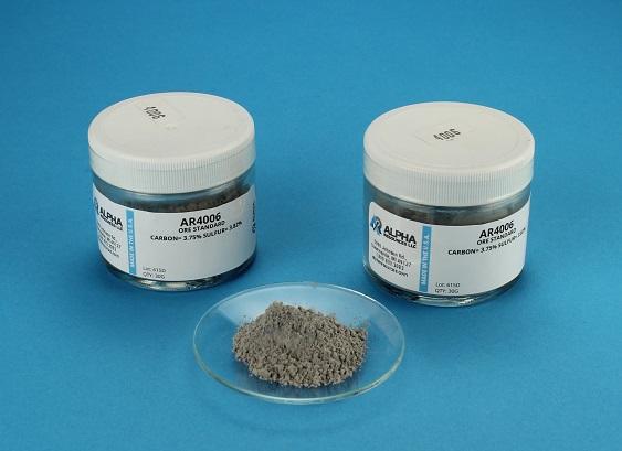 MATERIAL DE REFERÊNCIA DE CARBONO E ENXÔFRE EM MINÉRIO, FRASCO COM 30 GRAMAS - ALPHA RESOURCES